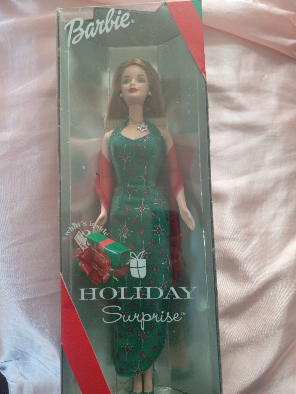 2000 Holiday Surprise Barbie (NWT)